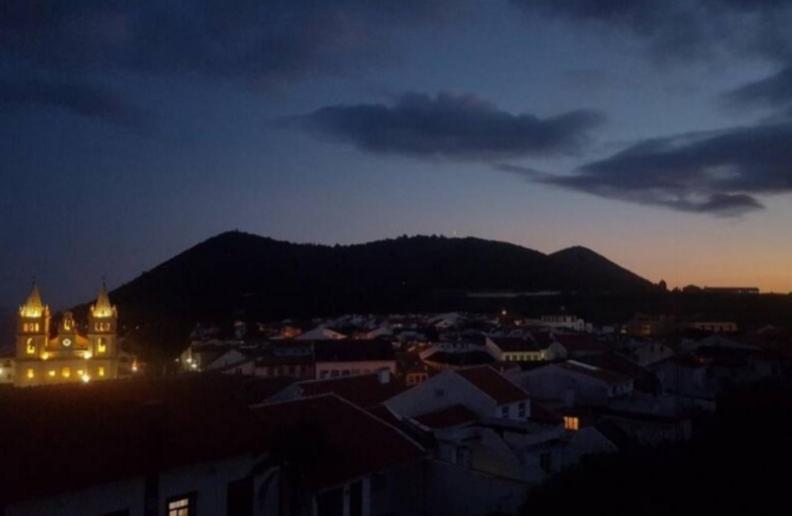 Telhados D'Angra Al Apartamento Angra do Heroísmo Exterior foto
